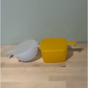 Tupperware Cheese And Onion Keeper